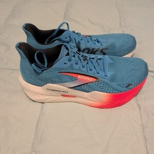 Brooks Hyperion Max 2